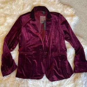 Tahari velvet blazer